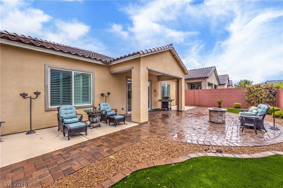 Photo 34 of 46, 2547 Ballatore Street