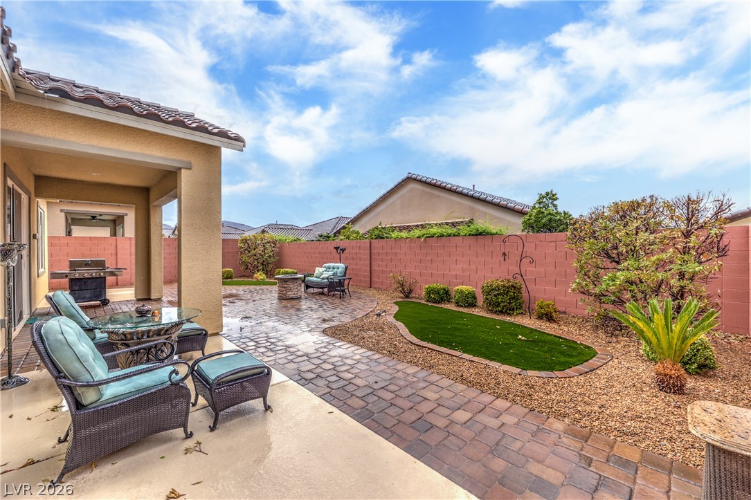 Photo 35 of 46, 2547 Ballatore Street