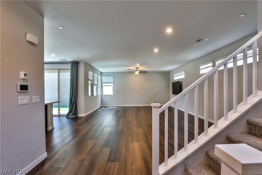 Photo 5 of 3229 Vittoria Avenue