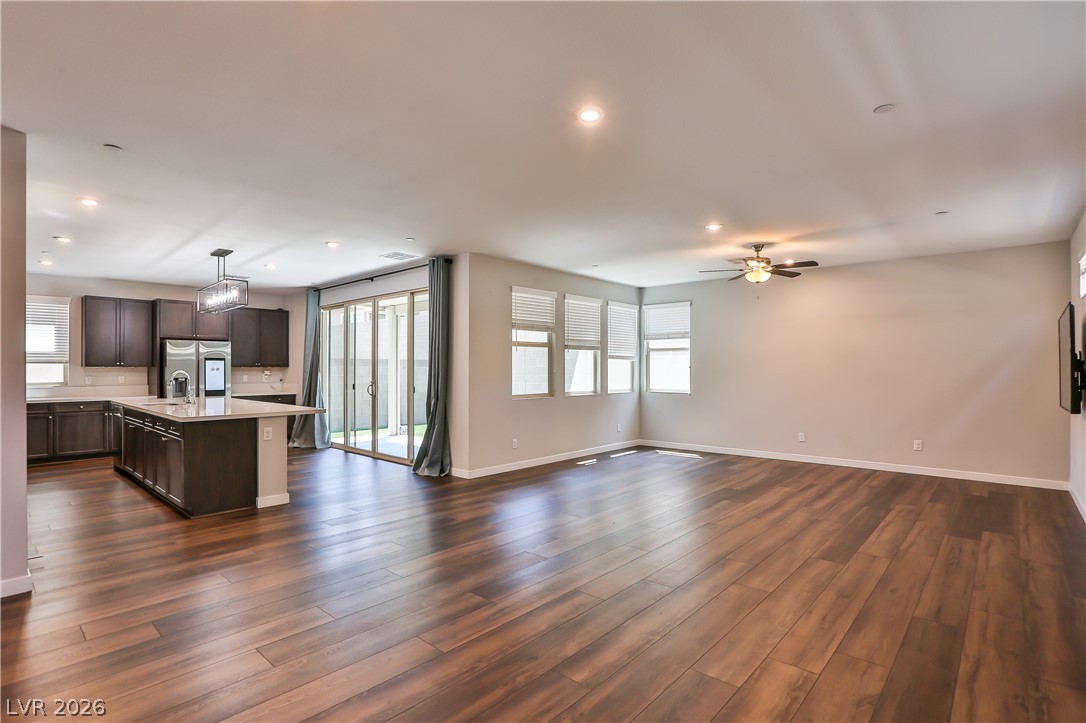 Photo 7 of 46, 3229 Vittoria Avenue