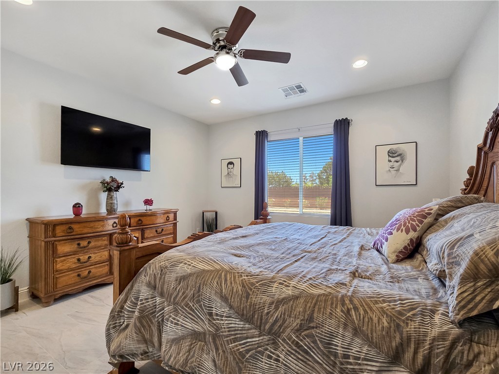 Photo 28 of 42, 5471 Lincolnwood Court