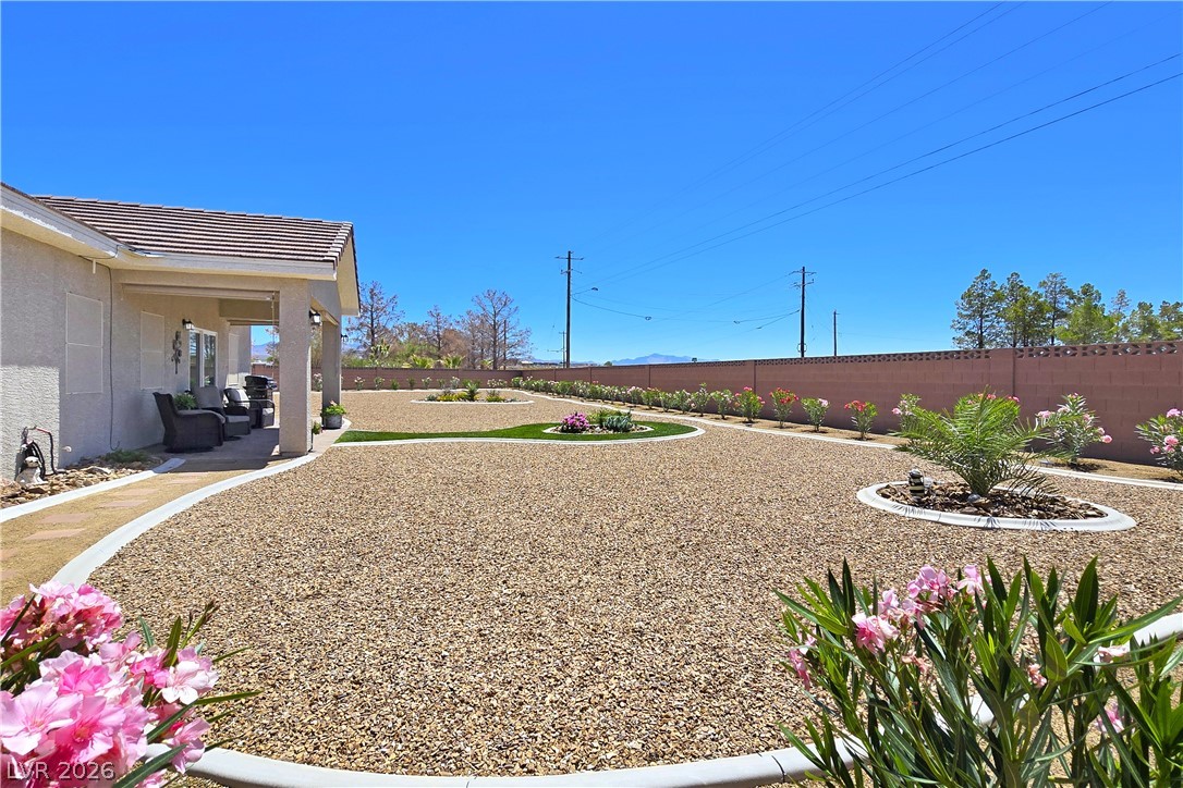 Photo 37 of 42, 5471 Lincolnwood Court