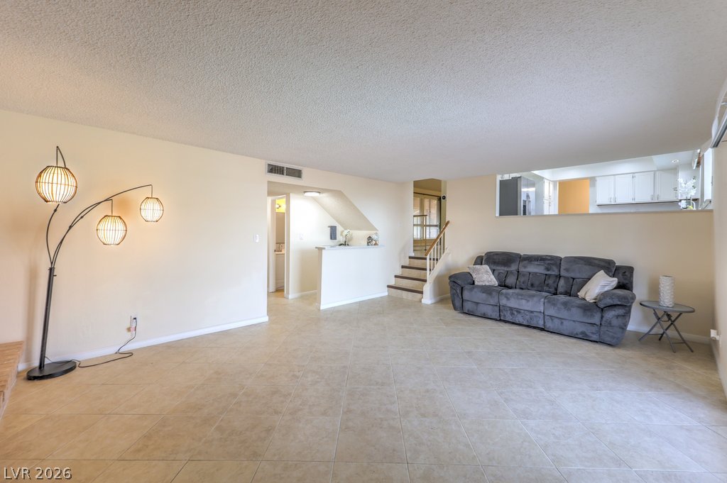 Photo 16 of 45, 1529 Padova Drive