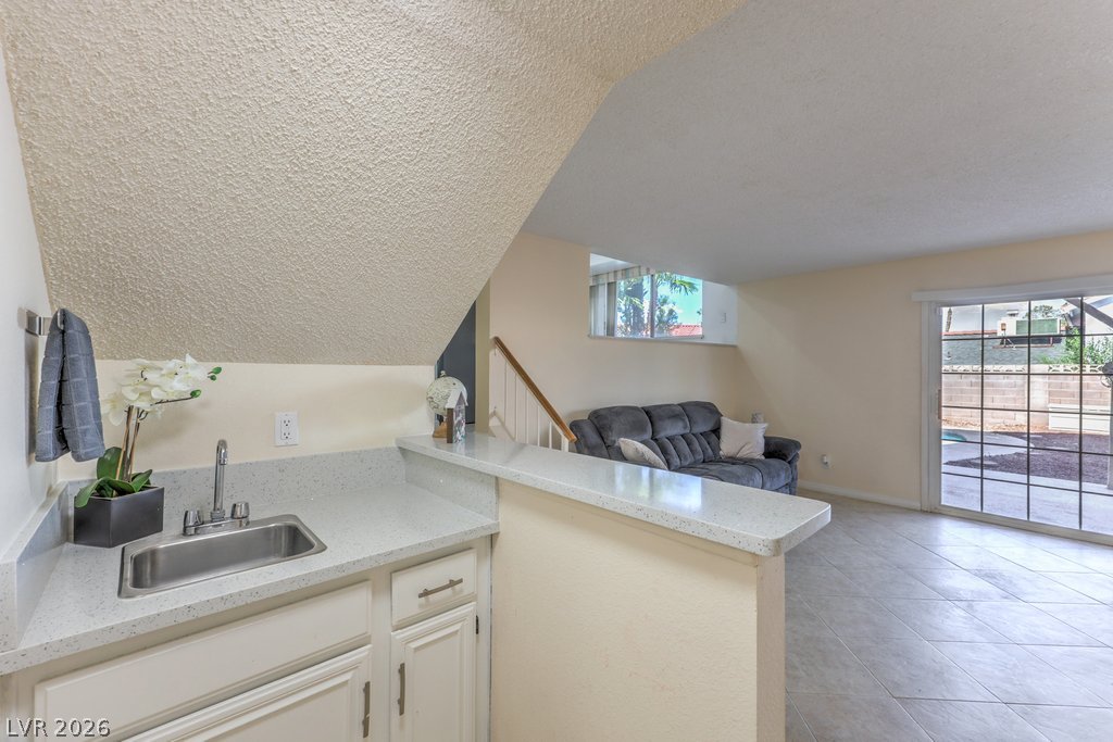 Photo 18 of 45, 1529 Padova Drive