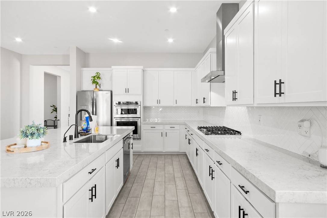 Photo 9 of 44, 848 Purser Street