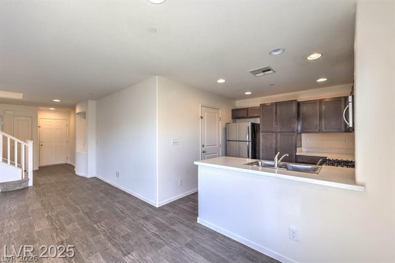 Photo 7 of 30, 4134 San Cuervo Way