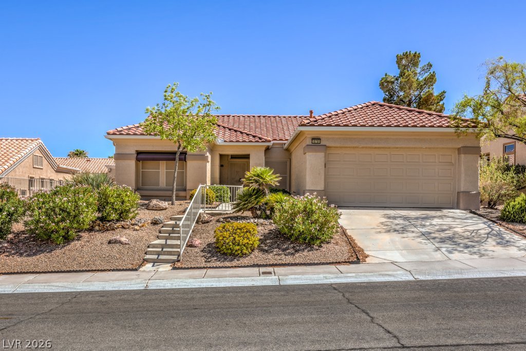 10701 Sky Meadows Avenue, Las Vegas 89134