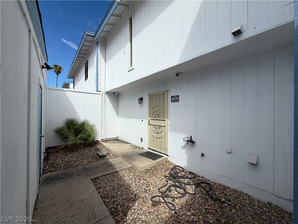 Photo 4 of 4078 Gold Coast Drive