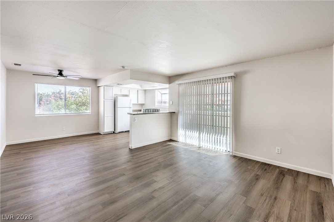 Photo 5 of 7300 Pirates Cove Road #1086