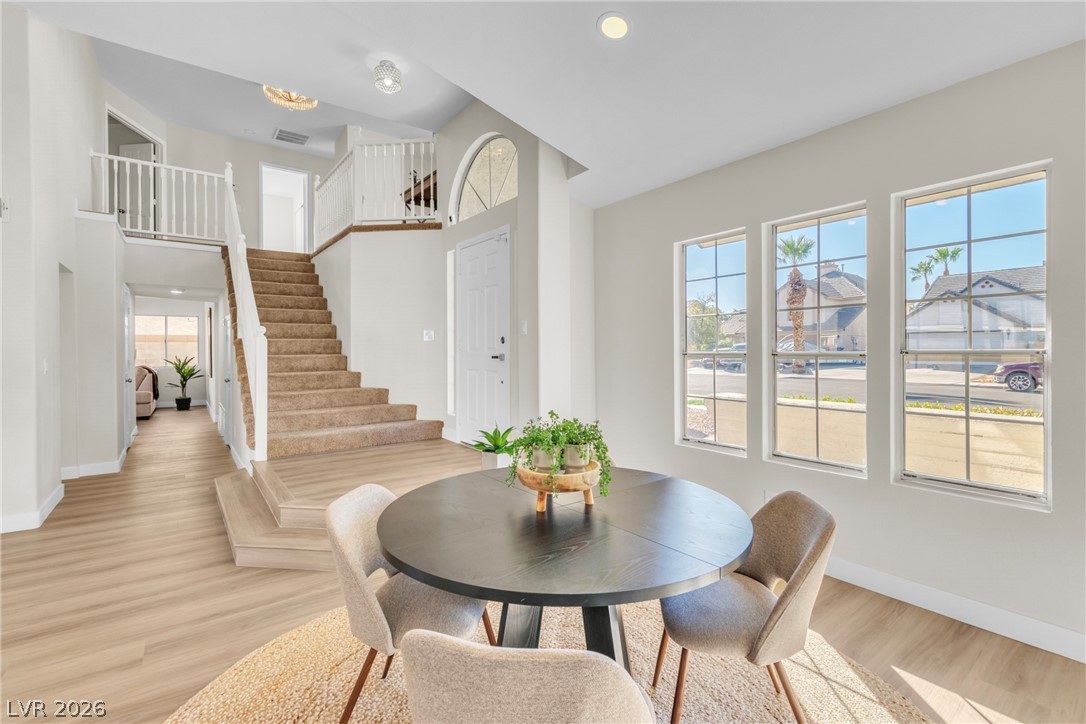 Photo 8 of 48, 322 Redondo Street