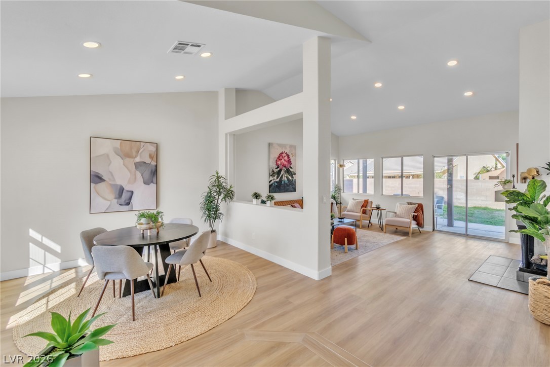 Photo 10 of 48, 322 Redondo Street