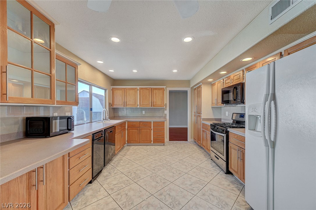 Photo 20 of 70, 5124 Casco Way