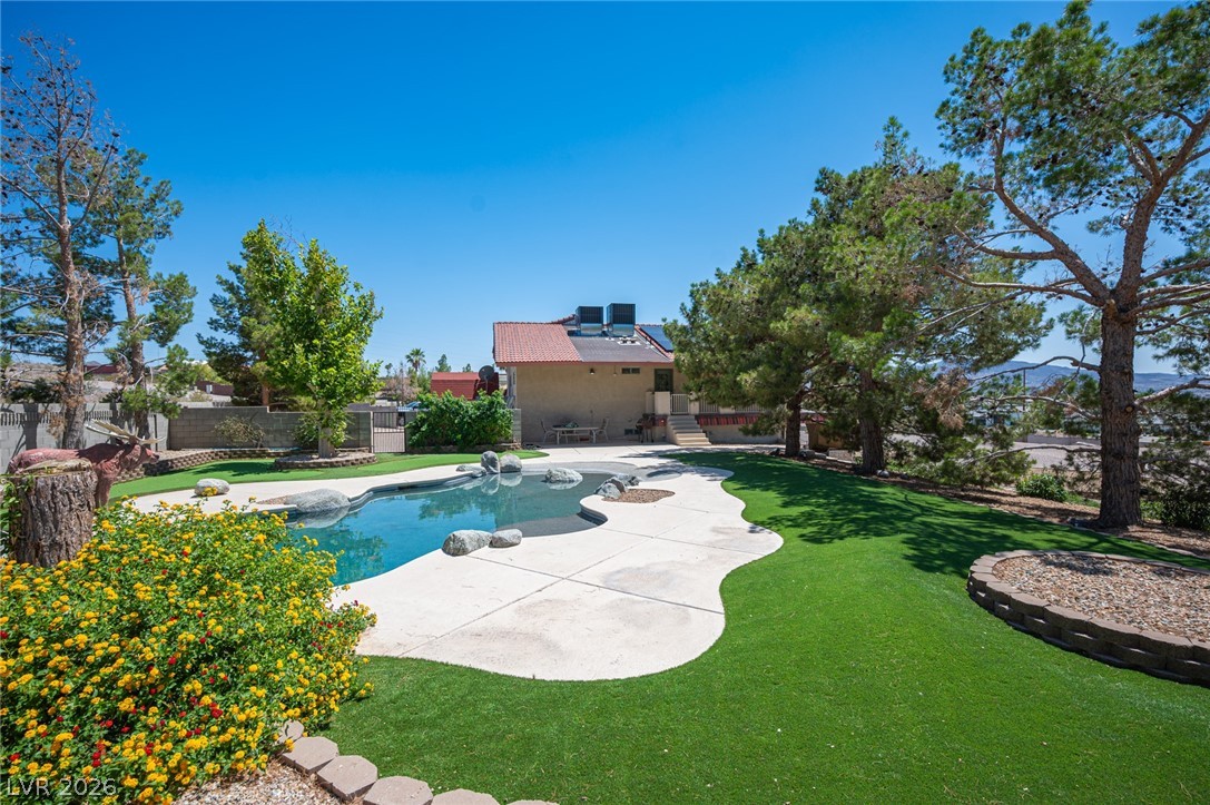 1106 E Athens Avenue, Henderson 89015