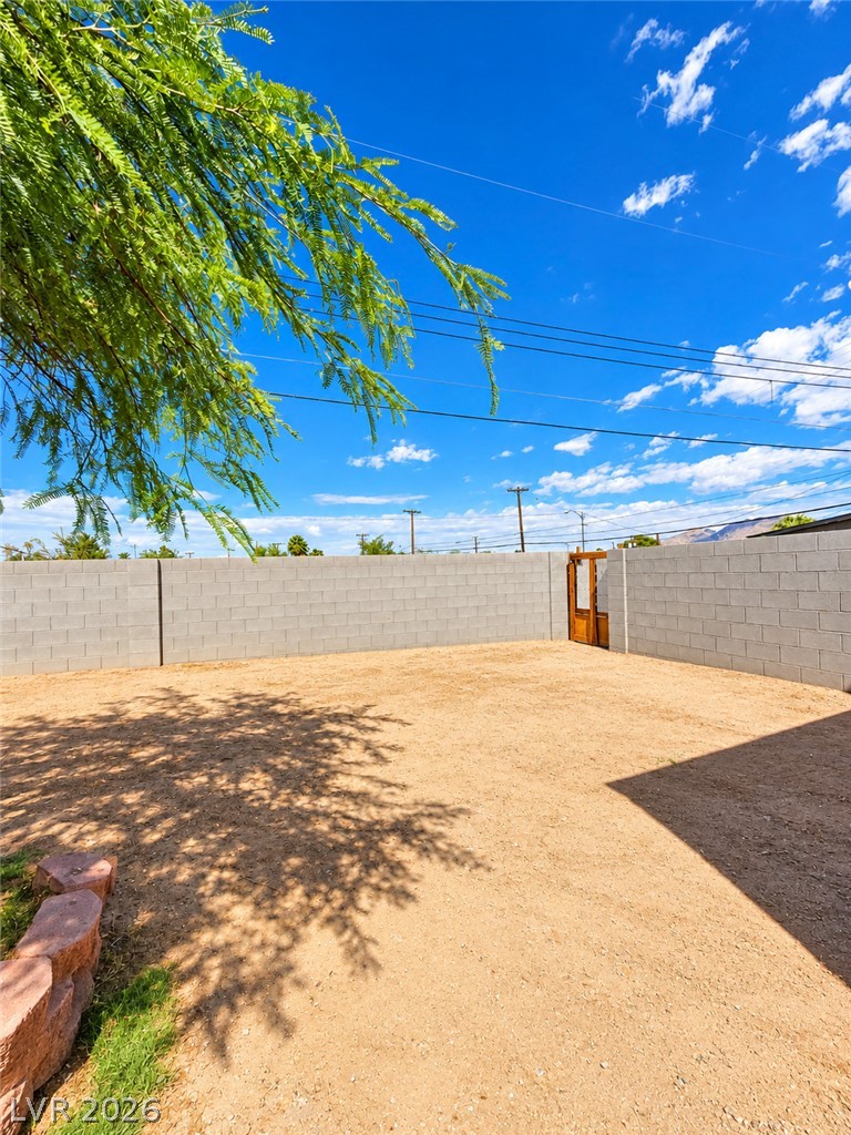 Photo 7 of 34, 4404 Avondale Avenue