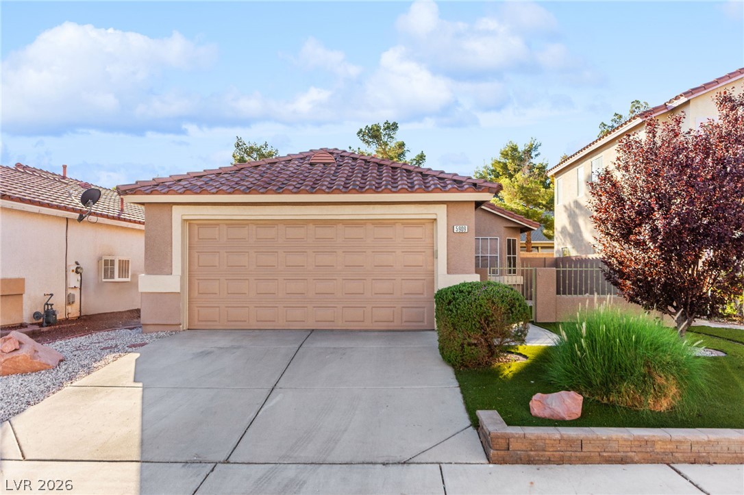 5909 Silver Heights Street, Las Vegas
