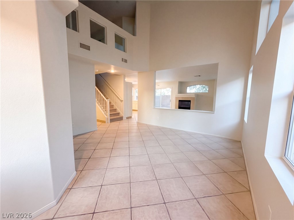 Photo 6 of 23, 1008 Windhook Street
