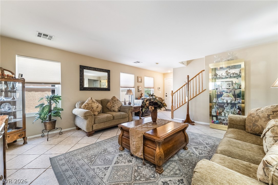 Photo 6 of 22, 3512 Laguna Veneta Avenue