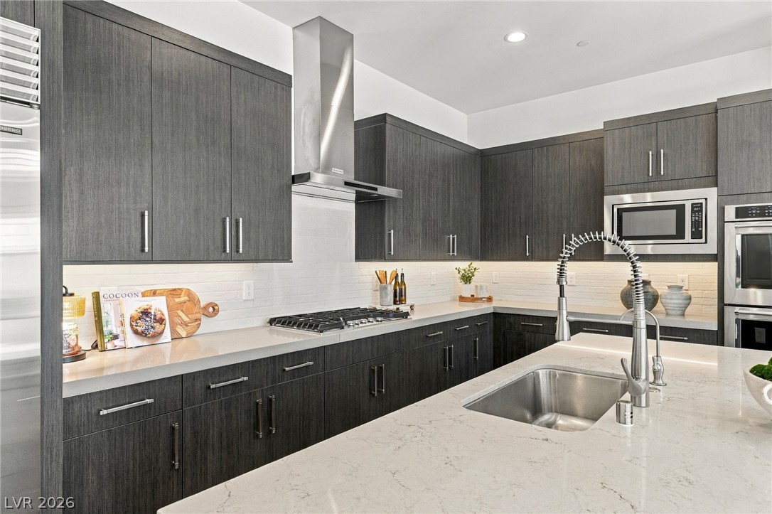Photo 17 of 46, 11280 Granite Ridge Drive #1022