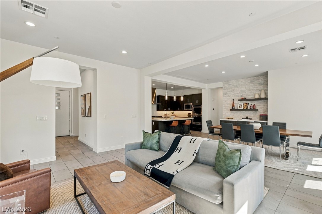 Photo 11 of 46, 11280 Granite Ridge Drive #1022