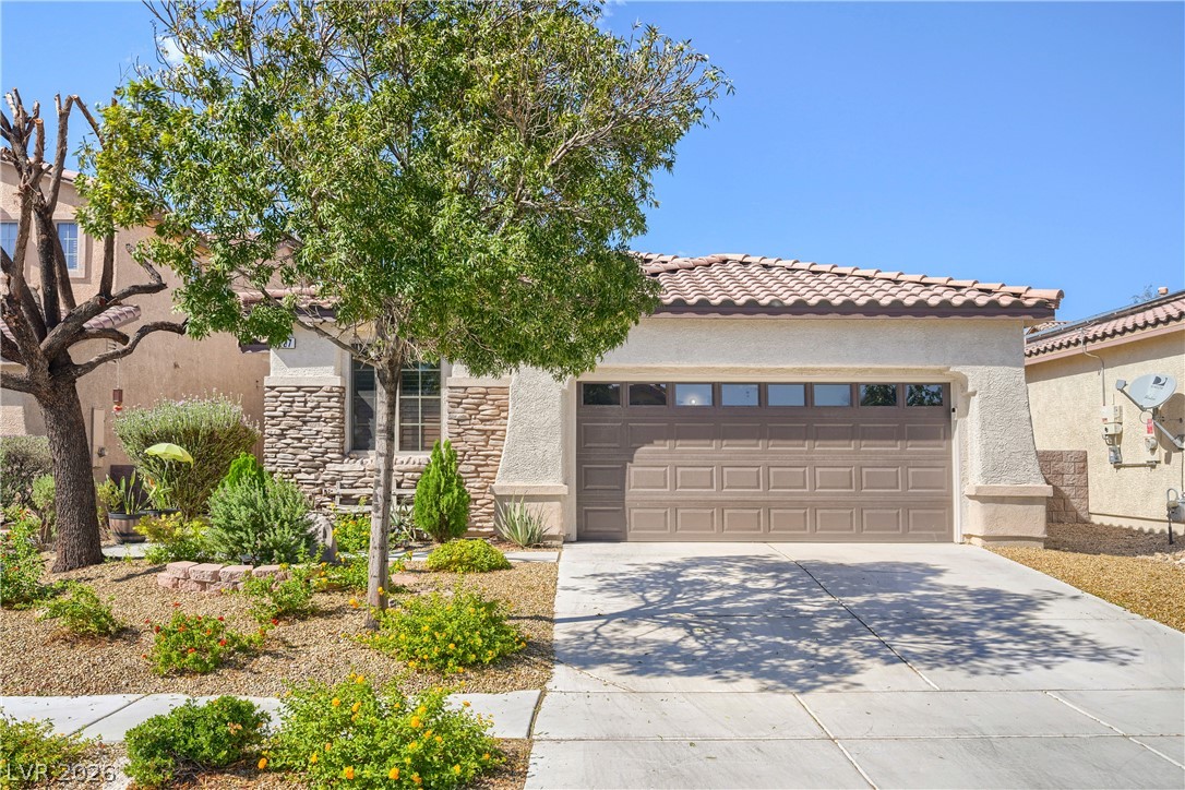 8227 Oasis Bloom Street, North Las Vegas 89085