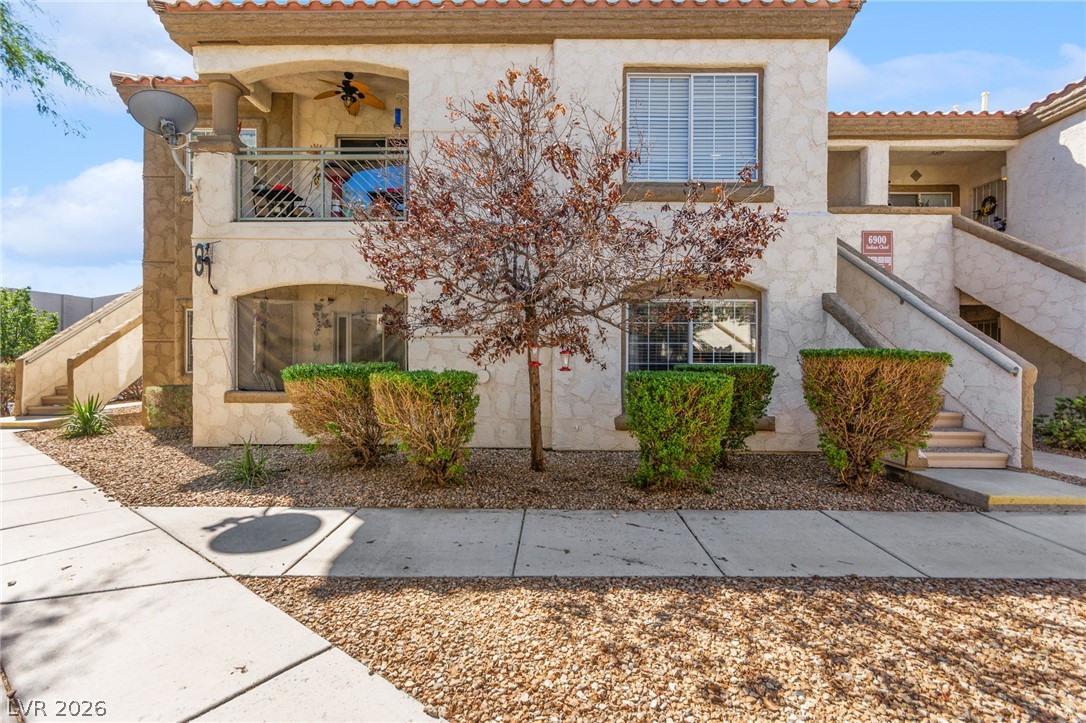Photo 6 of 46, 6900 Indian Chief Drive #101