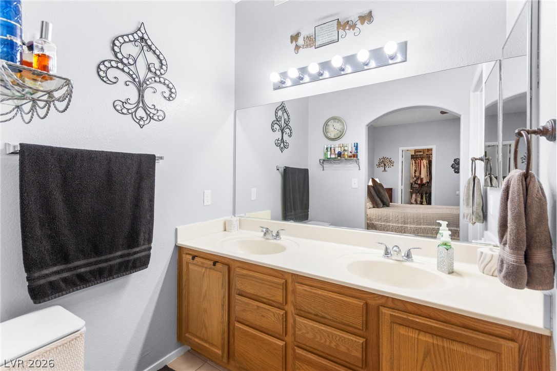 Photo 25 of 46, 6900 Indian Chief Drive #101