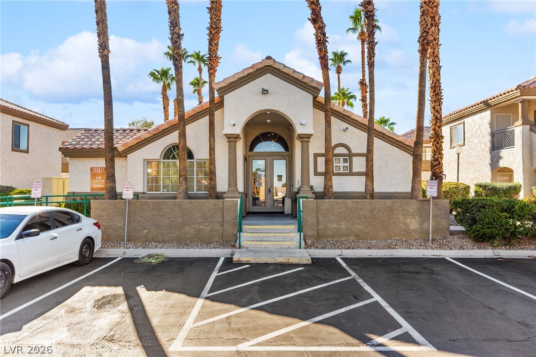 Photo 42 of 46, 6900 Indian Chief Drive #101
