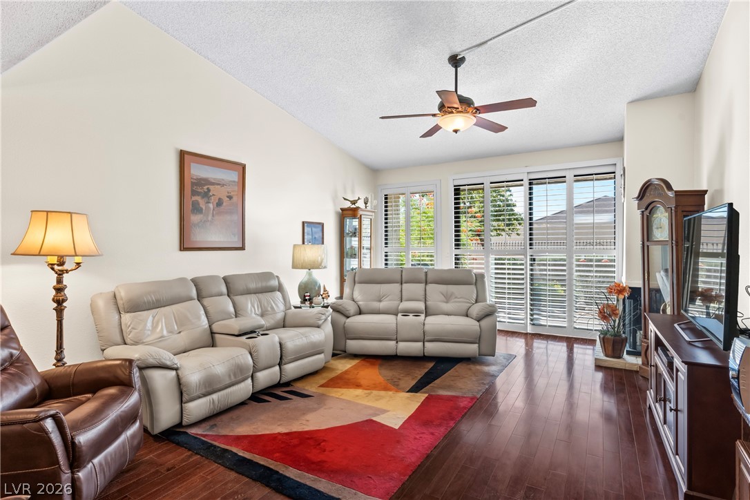 Photo 7 of 27, 3155 Asoleado Circle