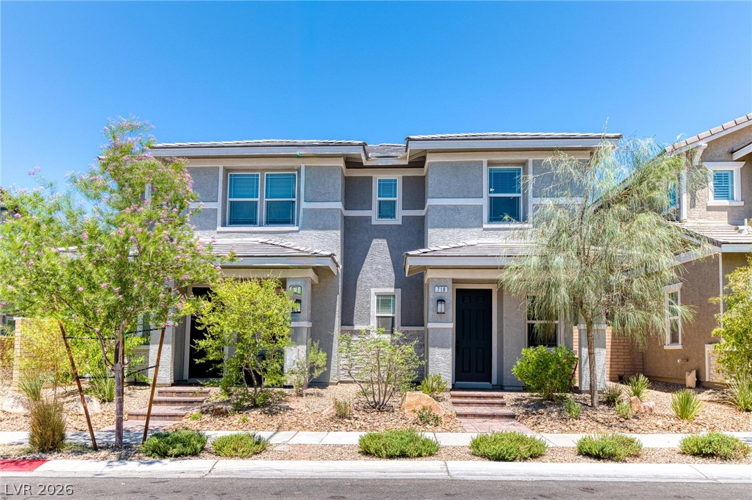 Photo 2 of 718 Cottonwood Hill Place