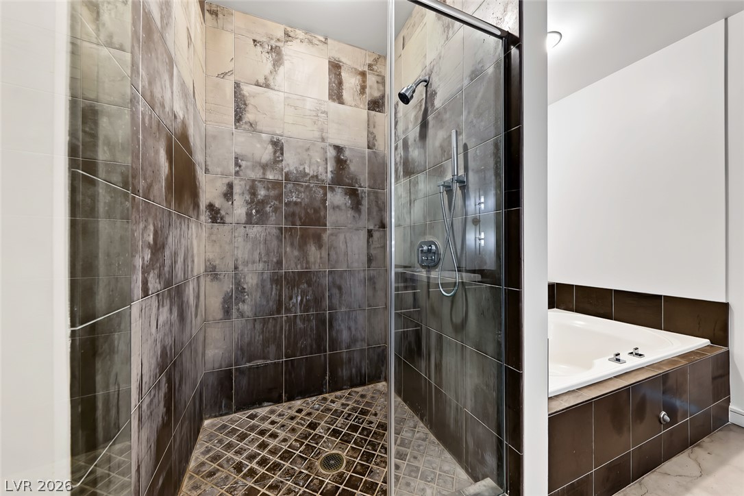 Photo 44 of 97, 200 Hoover Avenue #1409