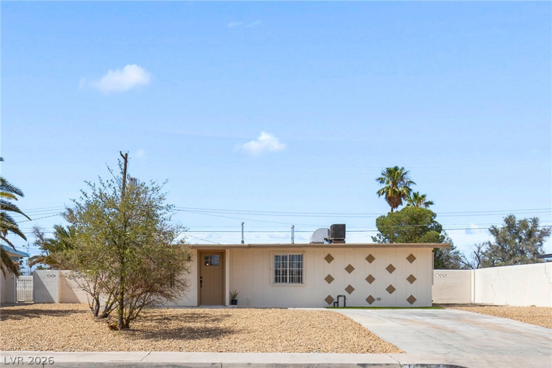 1612 Palora Avenue, Las Vegas 89169