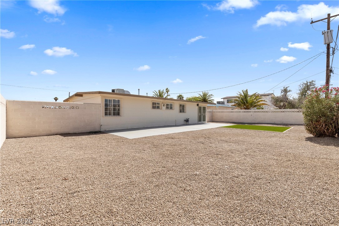 Photo 29 of 40, 1612 Palora Avenue