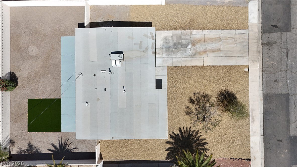 Photo 2 of 1612 Palora Avenue
