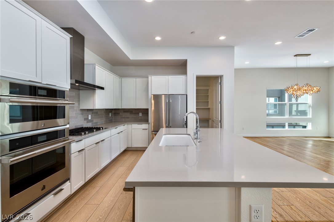 Photo 9 of 35, 3327 Esker Ridge Avenue