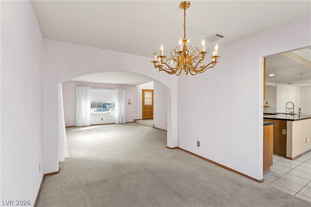 Photo 14 of 57, 1517 Ironbark Drive