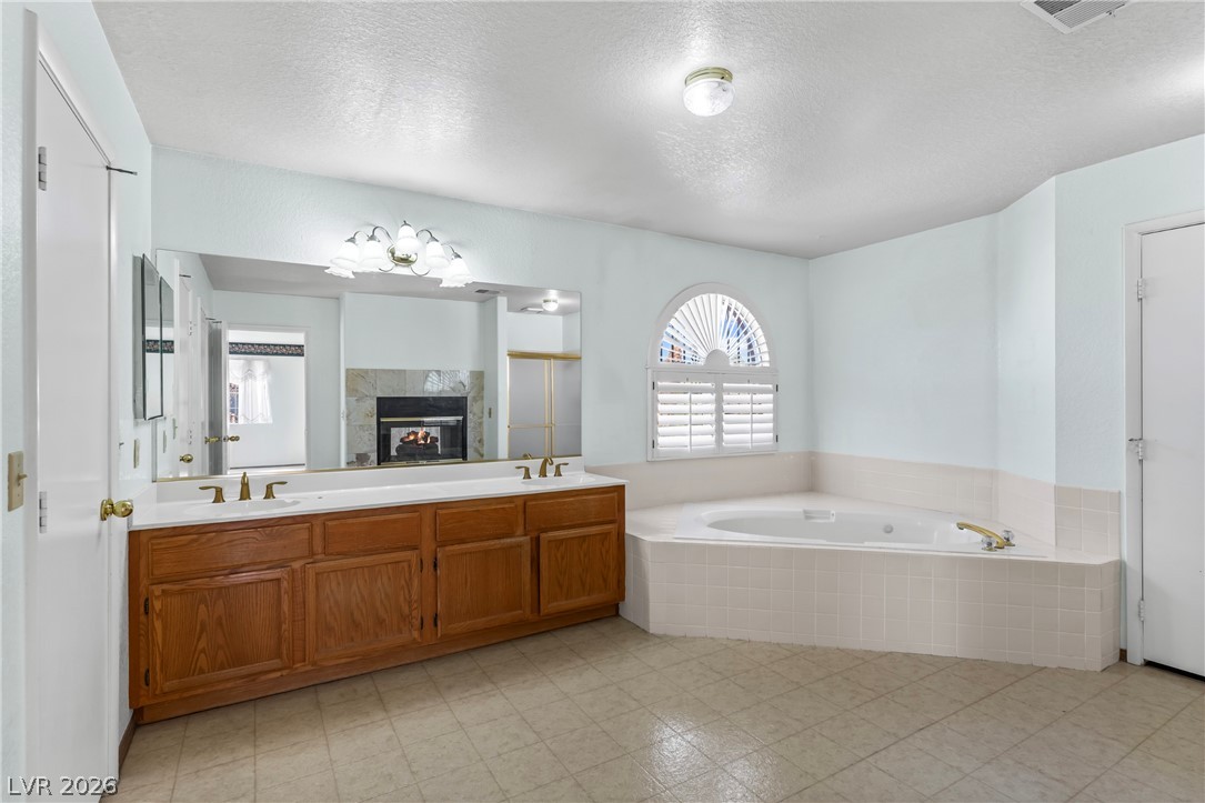 Photo 32 of 57, 1517 Ironbark Drive