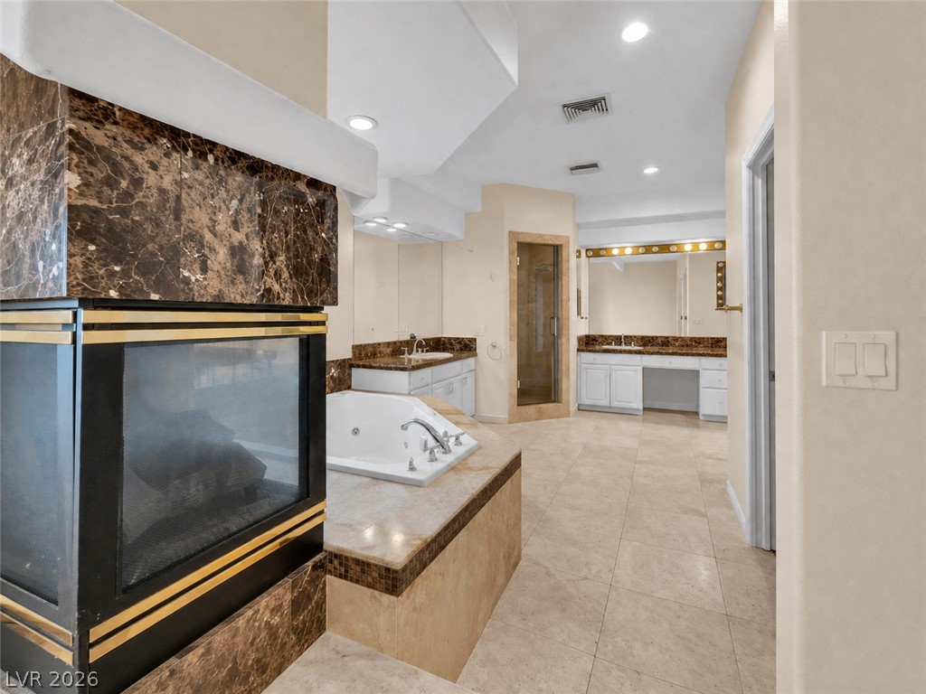 Photo 13 of 26, 7956 Marbella Circle