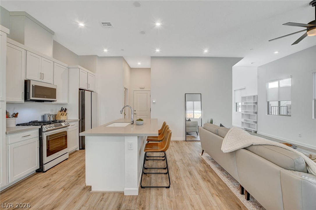 Photo 18 of 52, 3354 Via Strada Street