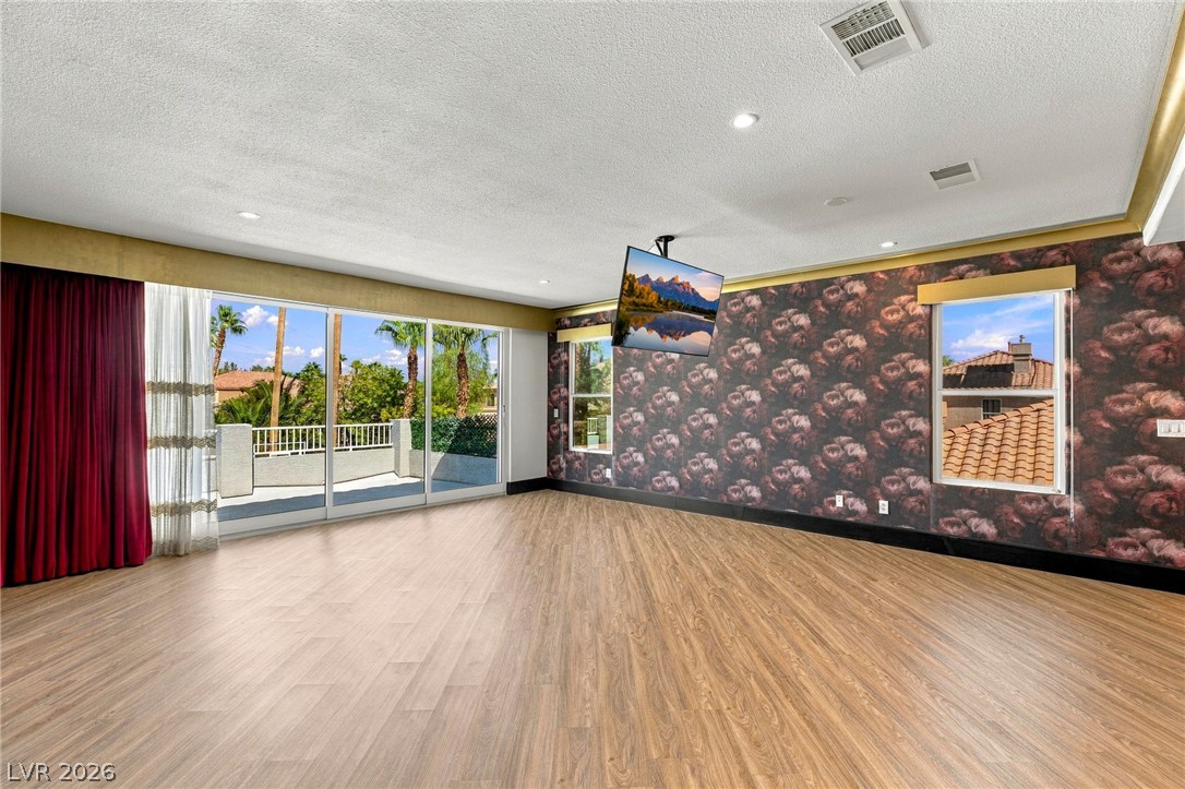 Photo 18 of 44, 9498 Malasana Court
