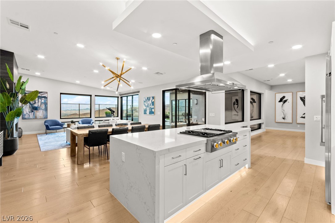 Photo 9 of 73, 810 Bolide Street