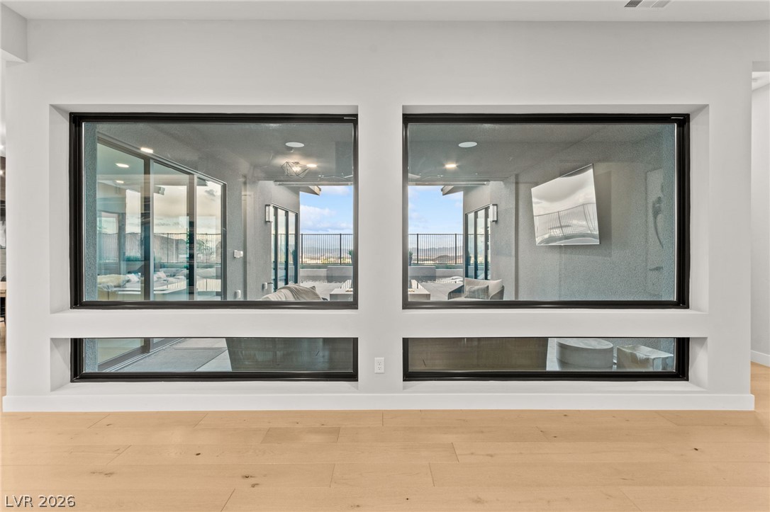 Photo 27 of 73, 810 Bolide Street