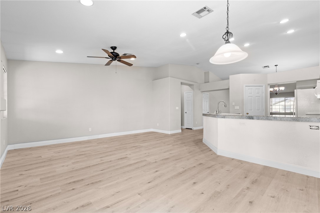 Photo 9 of 44, 7832 Sun Lemon Court