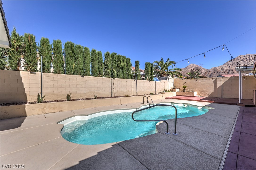 Photo 12 of 34, 6384 Hotchkiss Court