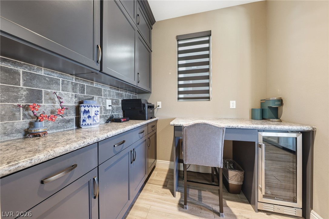 Photo 15 of 41, 6044 Andezano Drive