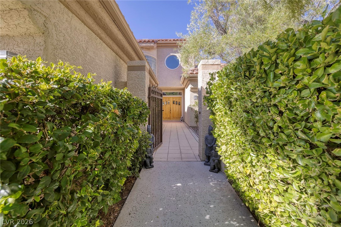 Photo 6 of 62, 7402 Mission Hills Drive