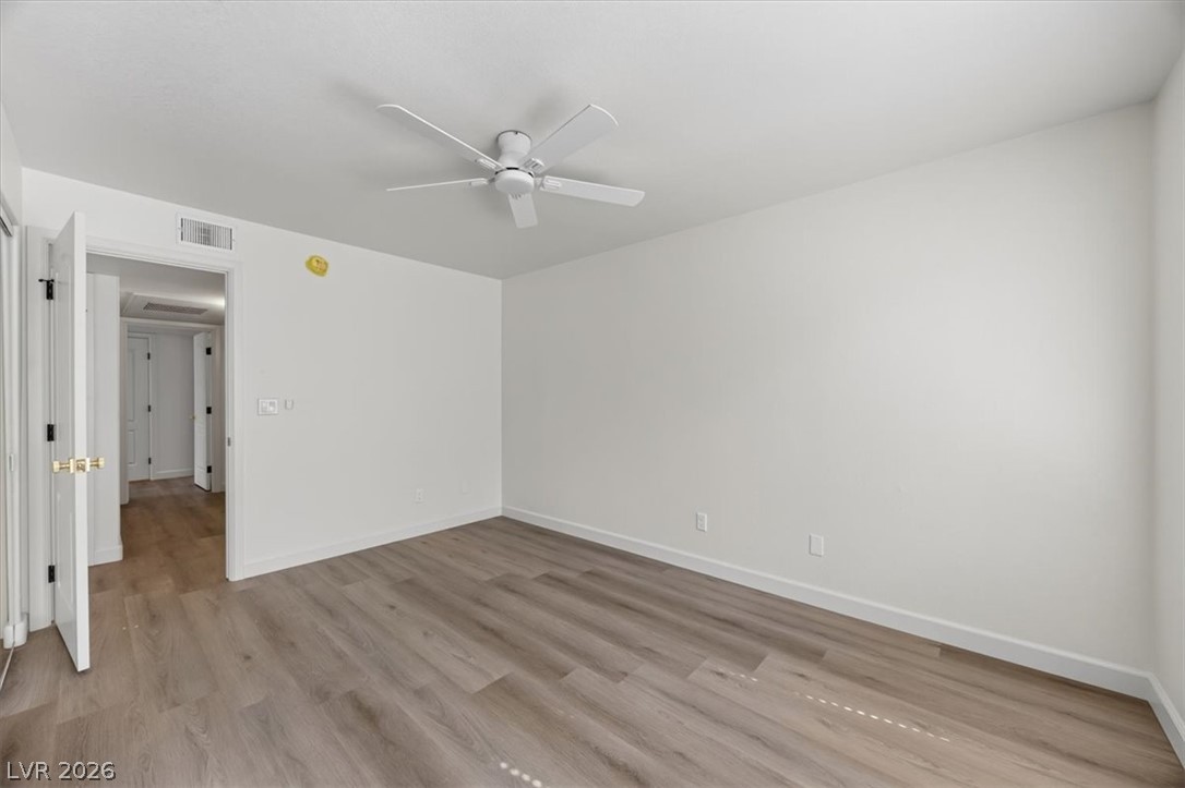 Photo 23 of 34, 3115 Casey Drive #202