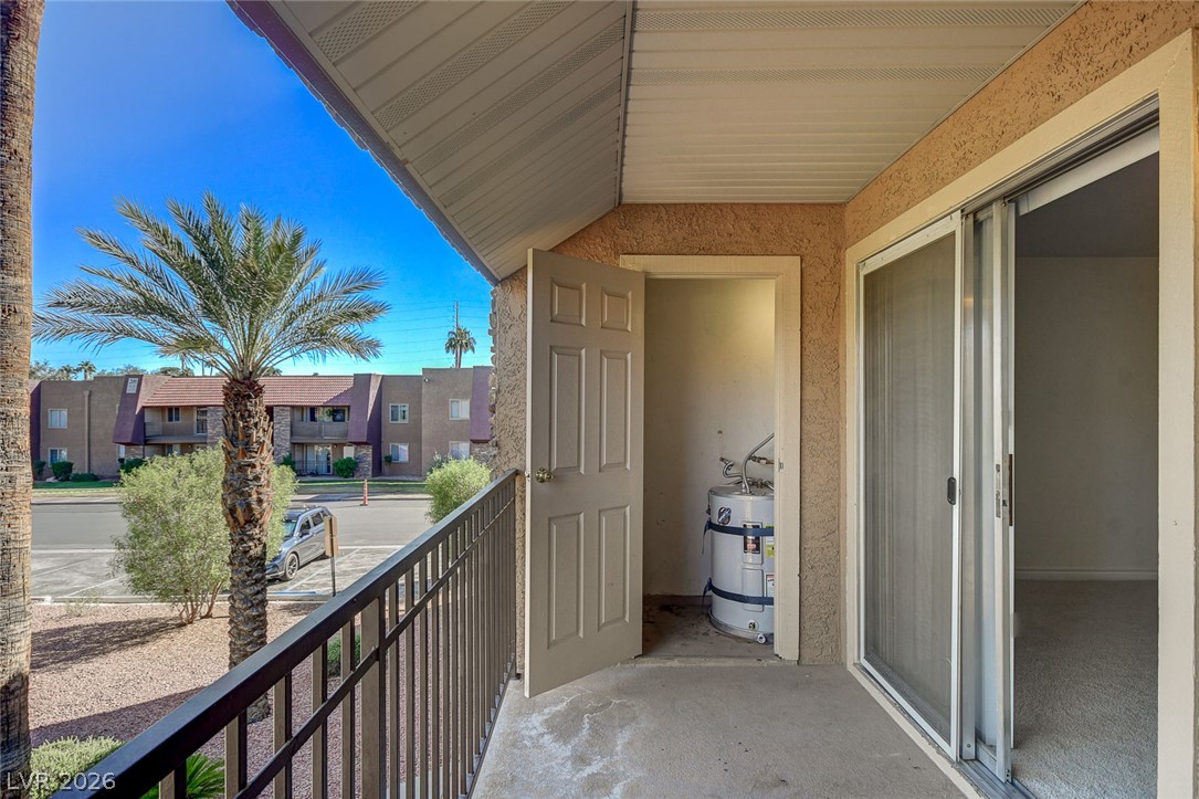 Photo 43 of 47, 5116 River Glen Drive #228