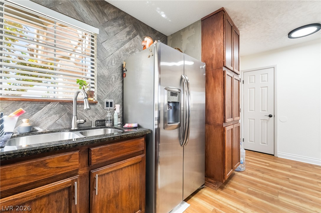 Photo 7 of 30, 8466 Palmada Drive