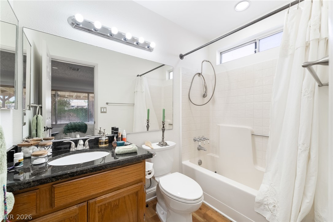 Photo 18 of 30, 8466 Palmada Drive