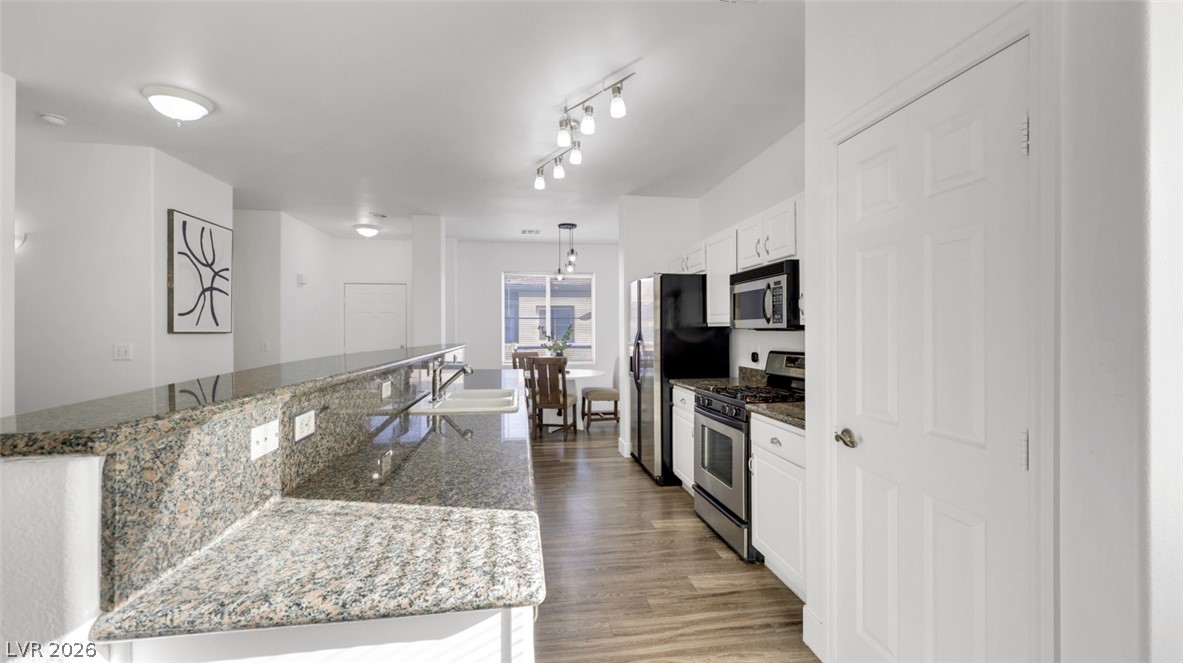 Photo 6 of 18, 721 Peachy Canyon Circle #201